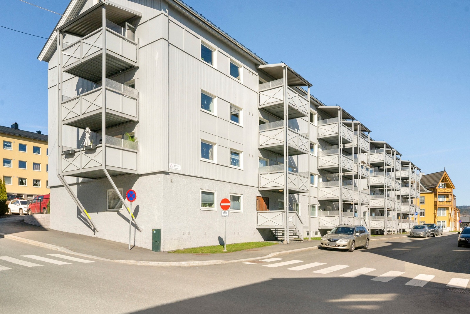Til tross for den sentrale plasseringen, har du også nærhet til flotte rekreasjonsområder hvor du kan trekke deg tilbake og nyte roligere omgivelser. Galleribilde