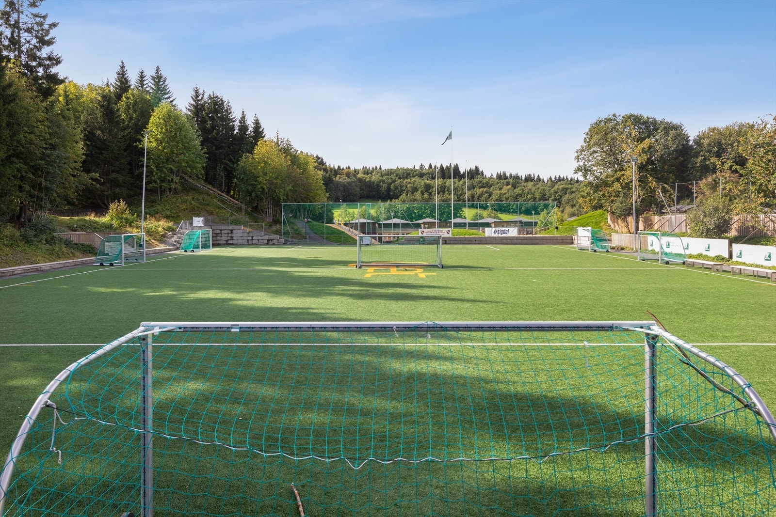 Fotballbane i nærheten Galleribilde