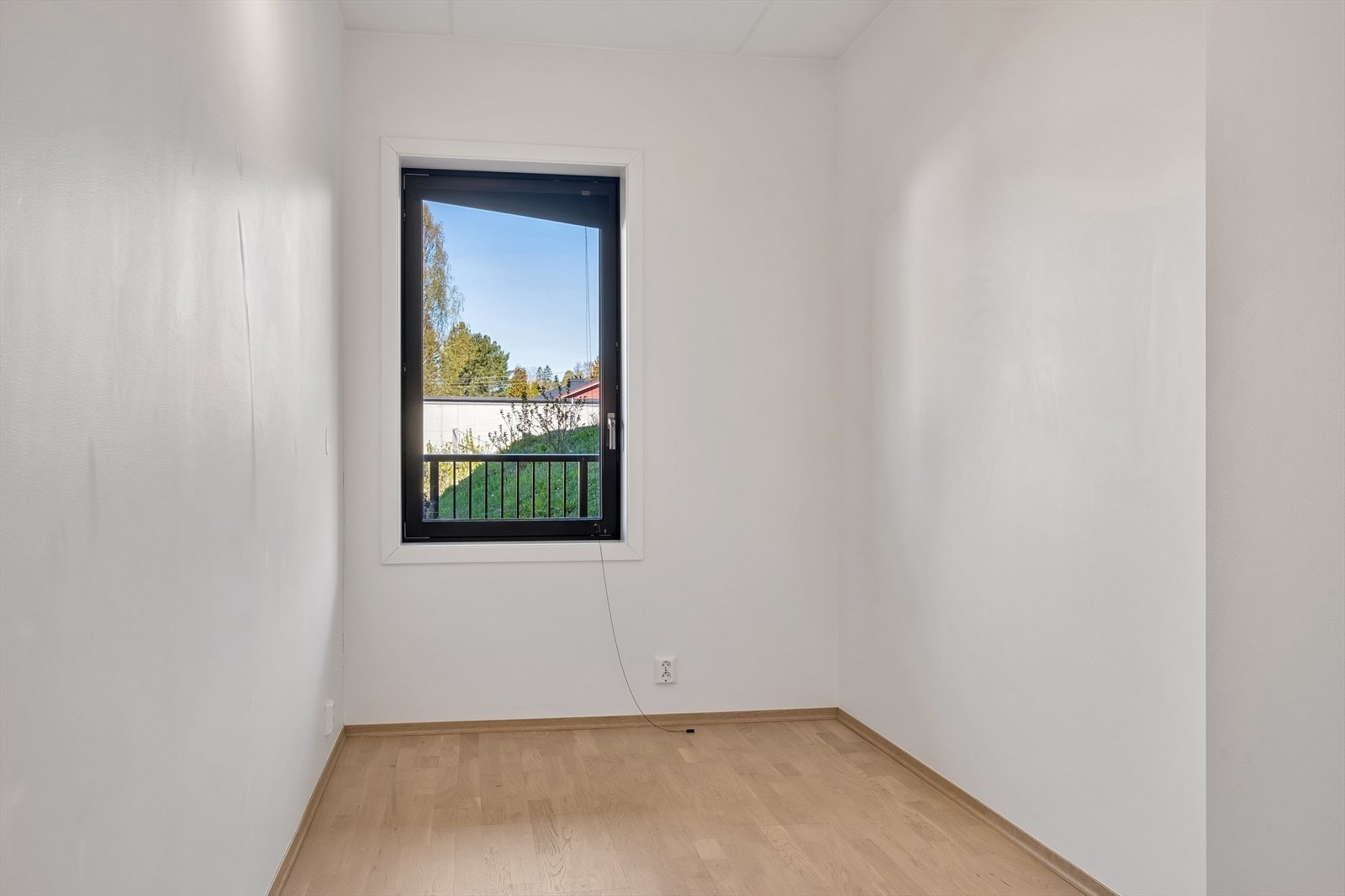 Soverom/gjesterom/kontor. Galleribilde