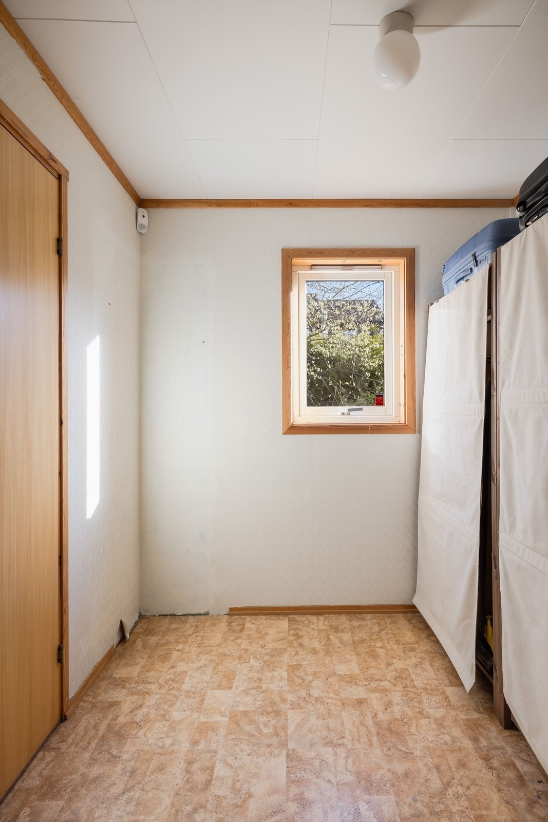 Det er to boder i 1. etasje. Galleribilde