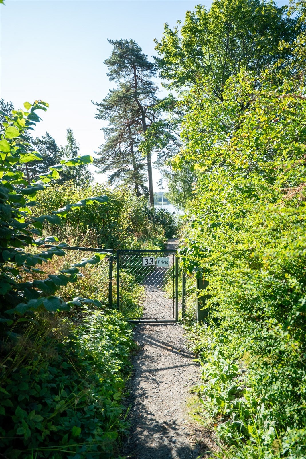 Adkomst til privat strandparsell. Galleribilde