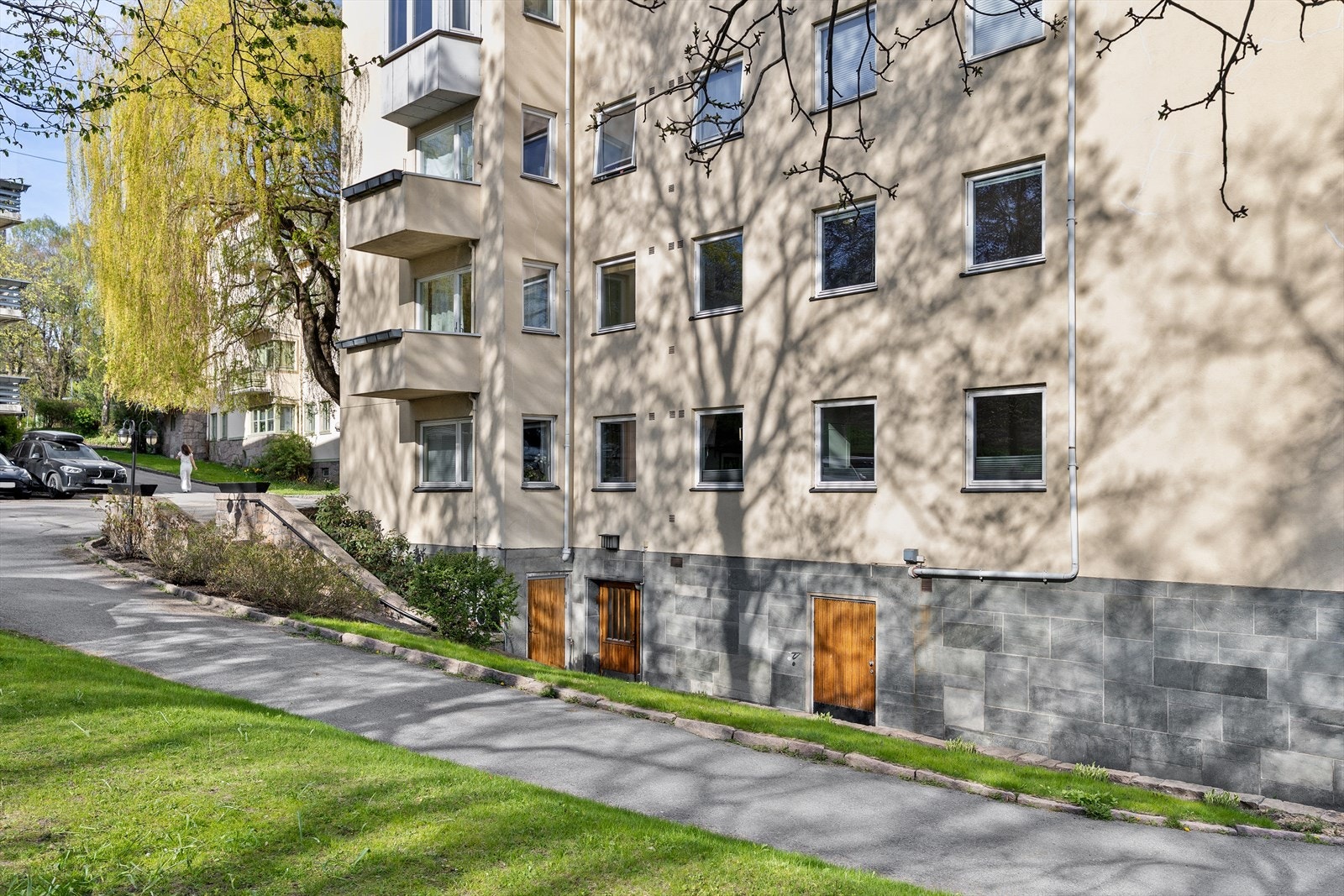 Leiligheten ligger i et frodig og hyggelig område. Galleribilde