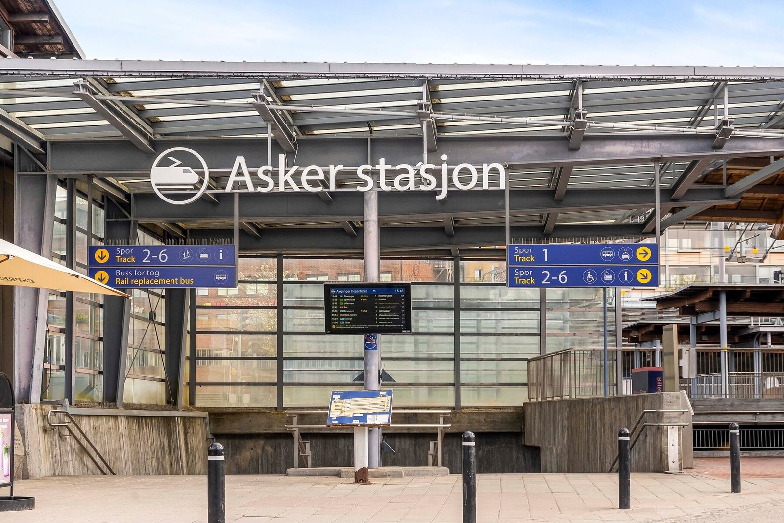 Ca. 3 min gange til Asker stasjon Galleribilde