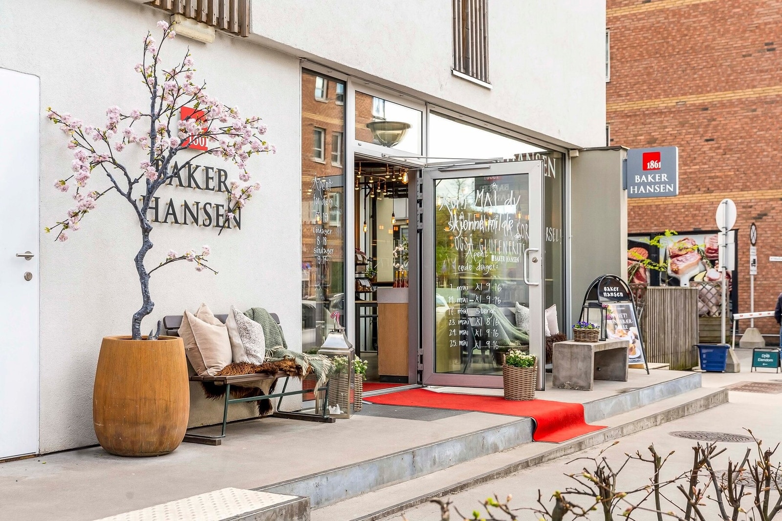 Baker hansen kun en heistur unna Galleribilde
