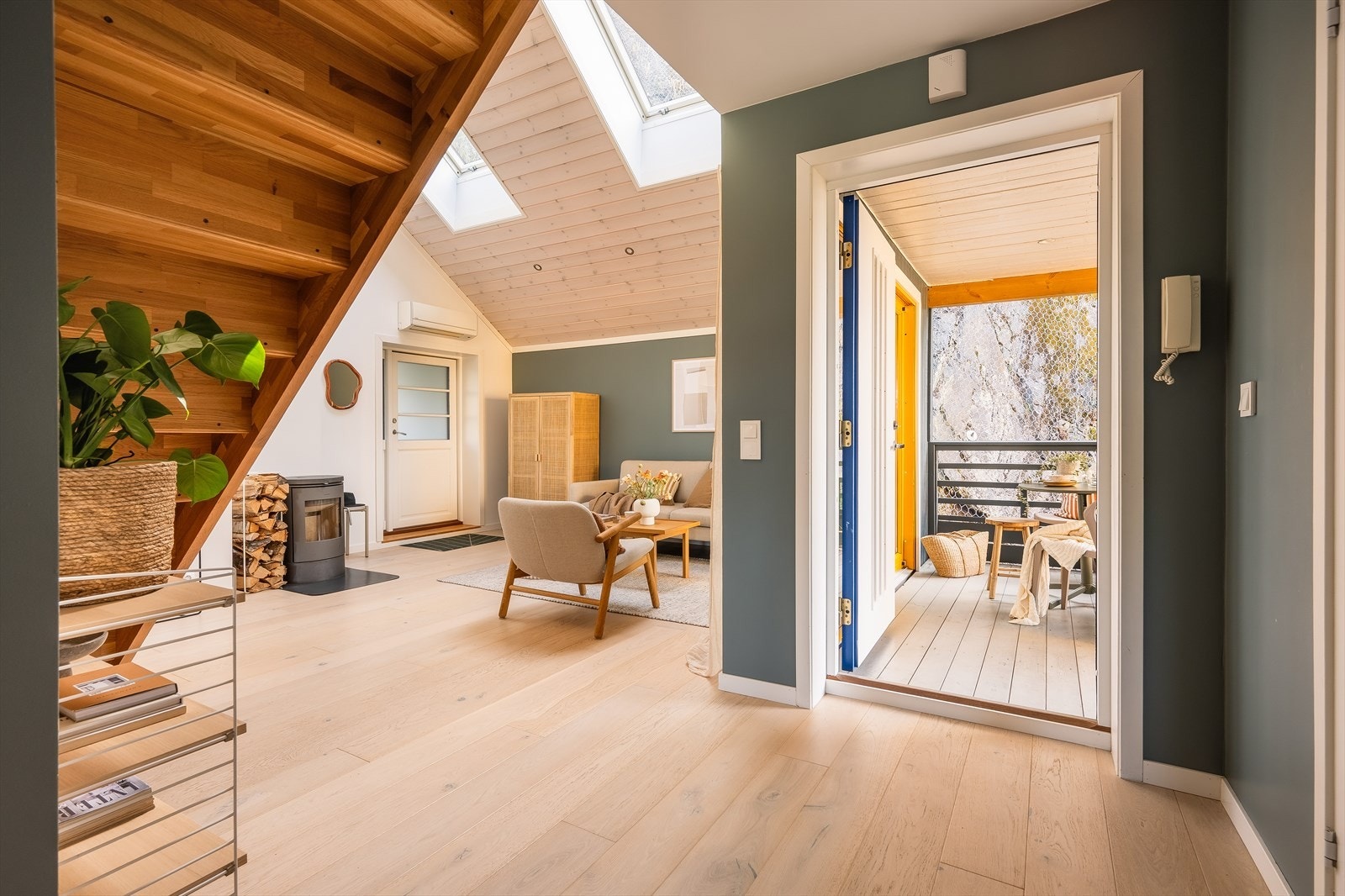 Delikate farge- og materialvalg er gjennomgående. Galleribilde