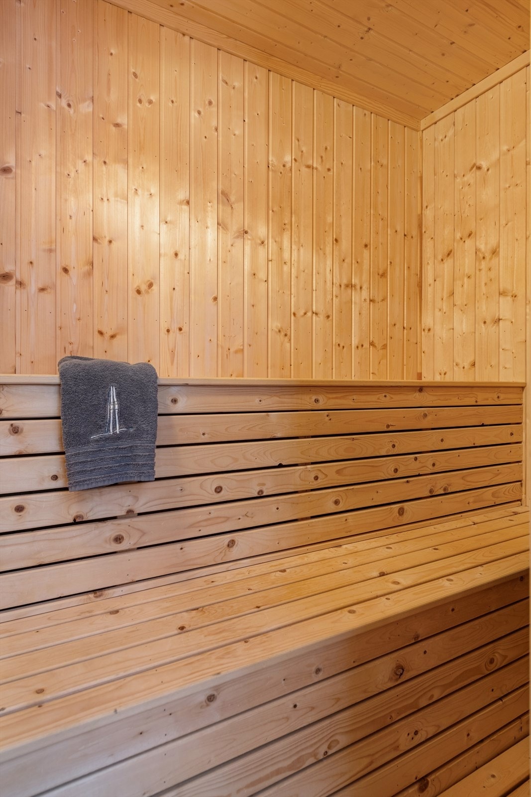 I tilknytning til badet ved entréen finner du en badstue - perfekt etter en lang dag i fjellet. Galleribilde