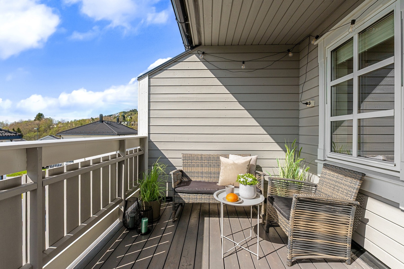 Koselig og skjermet veranda. Galleribilde