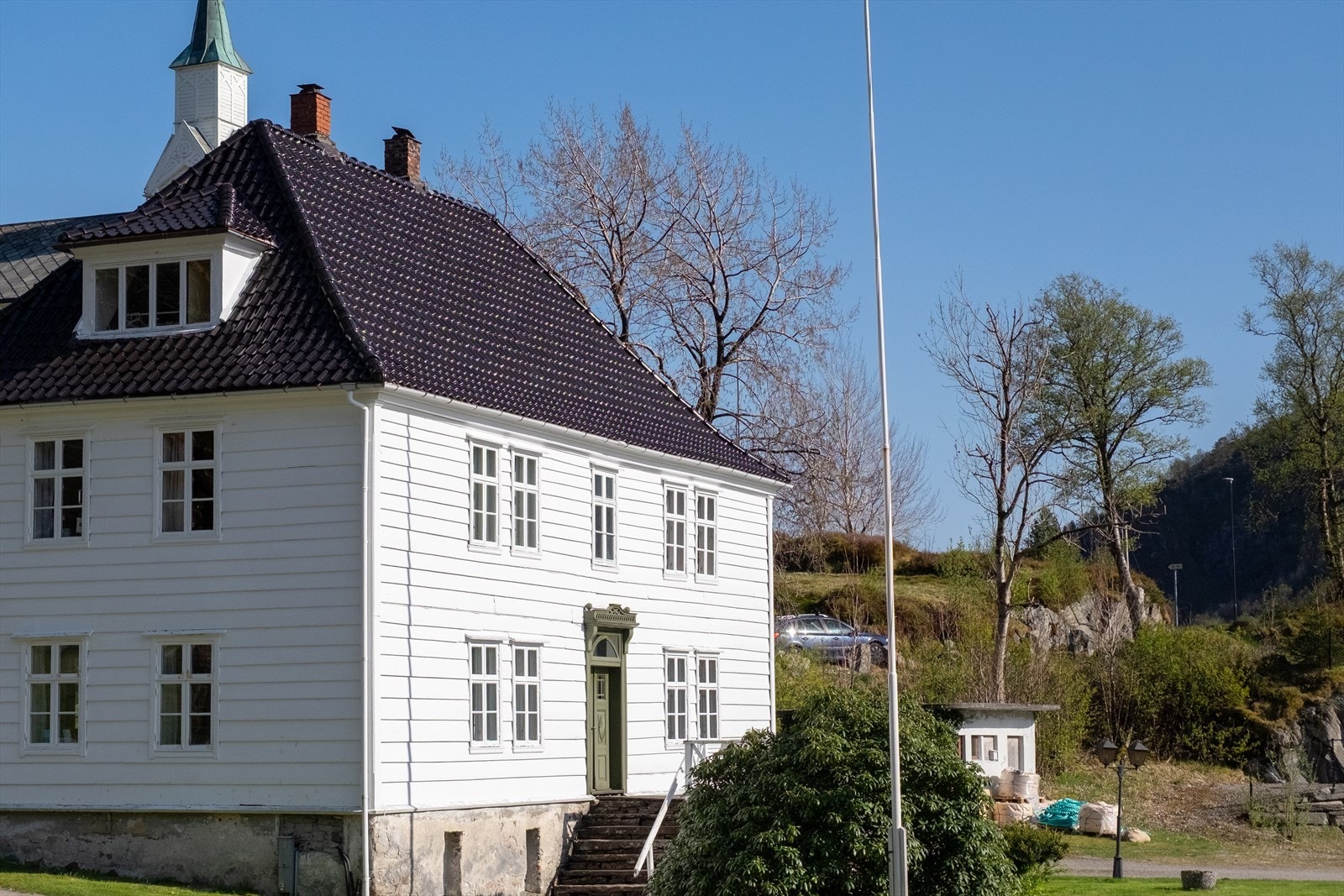 Idylliske Eivindvik. Galleribilde