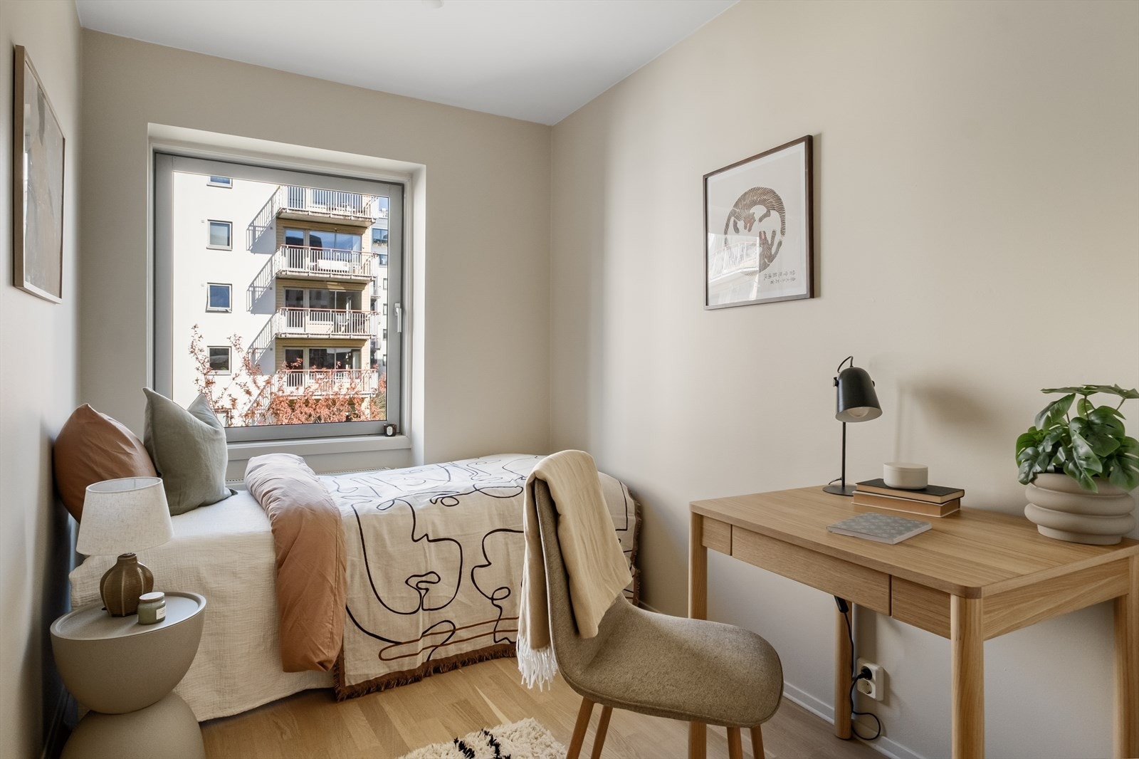 Soverom 2 er perfekt som barnerom eller kontor. Galleribilde