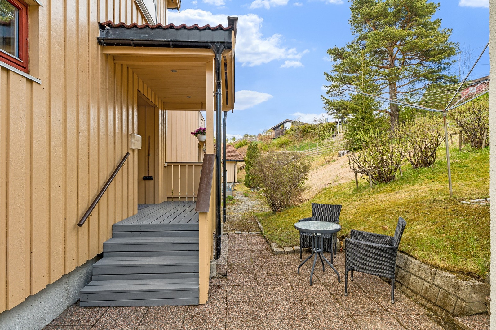 Pent, overbygd inngangsparti, Galleribilde