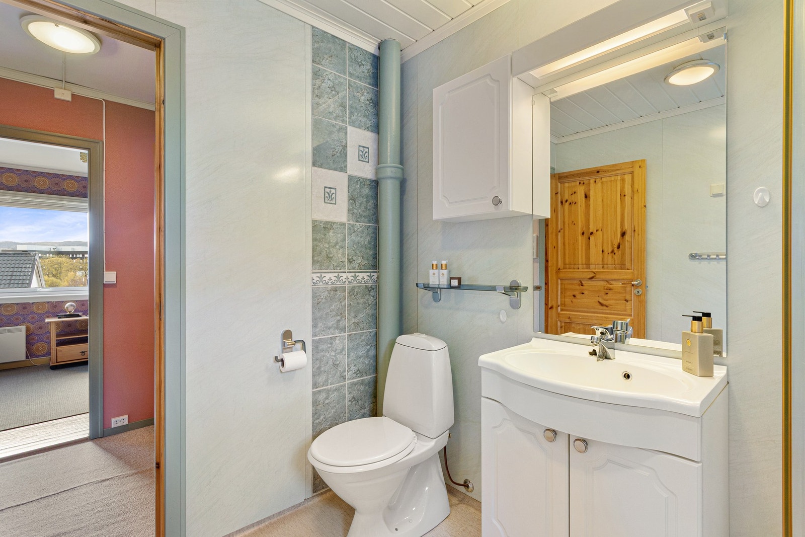Badet har fått TG2 i rapporten og det ble ikke registrert utilsiktet fukt. Galleribilde