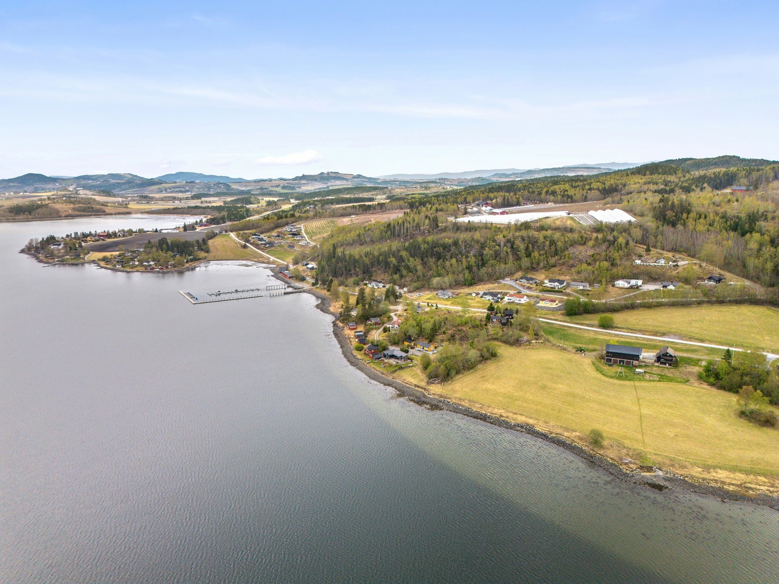 Meget tiltalende og flott fritidseiendom med panorama utover Borgenfjorden! Galleribilde