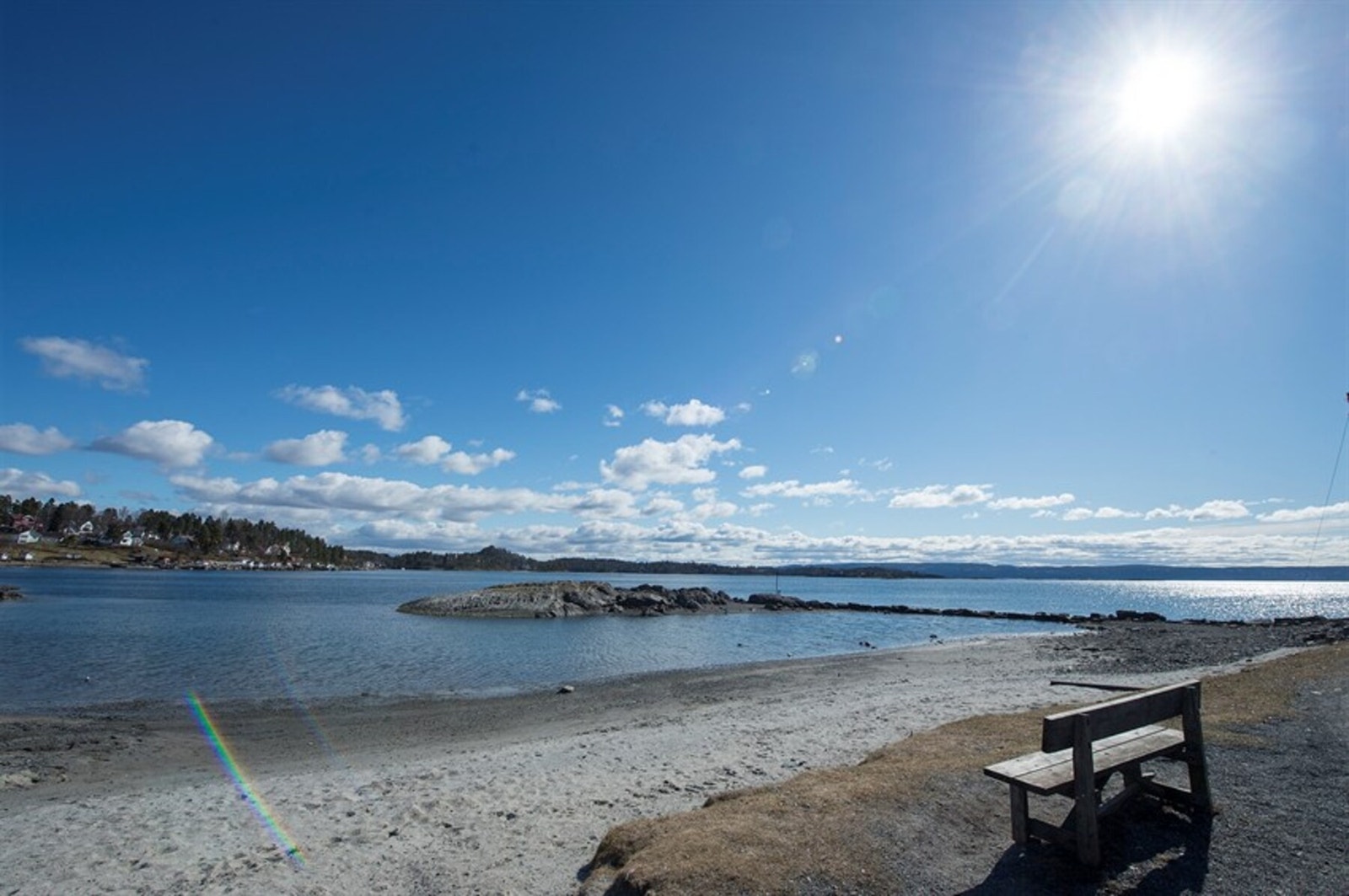 Kun noen få minutter på sykkelen til fin badestrand ved Holmenskjær Galleribilde
