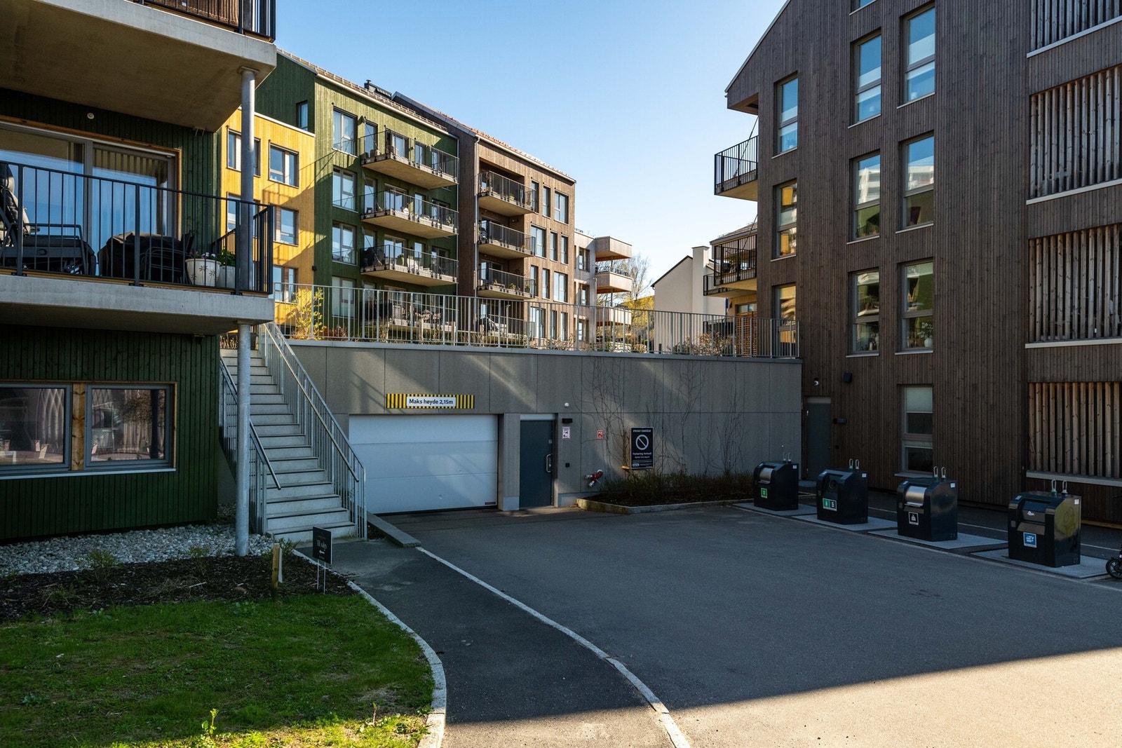 Inngang til parkeringskjeller Galleribilde