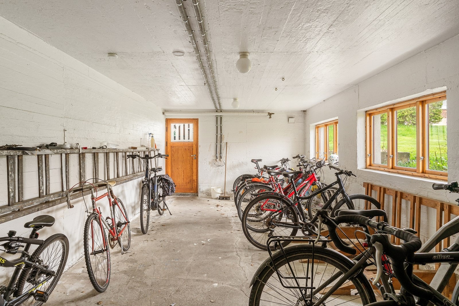 - Felles sykkelbod for beboerne - Galleribilde
