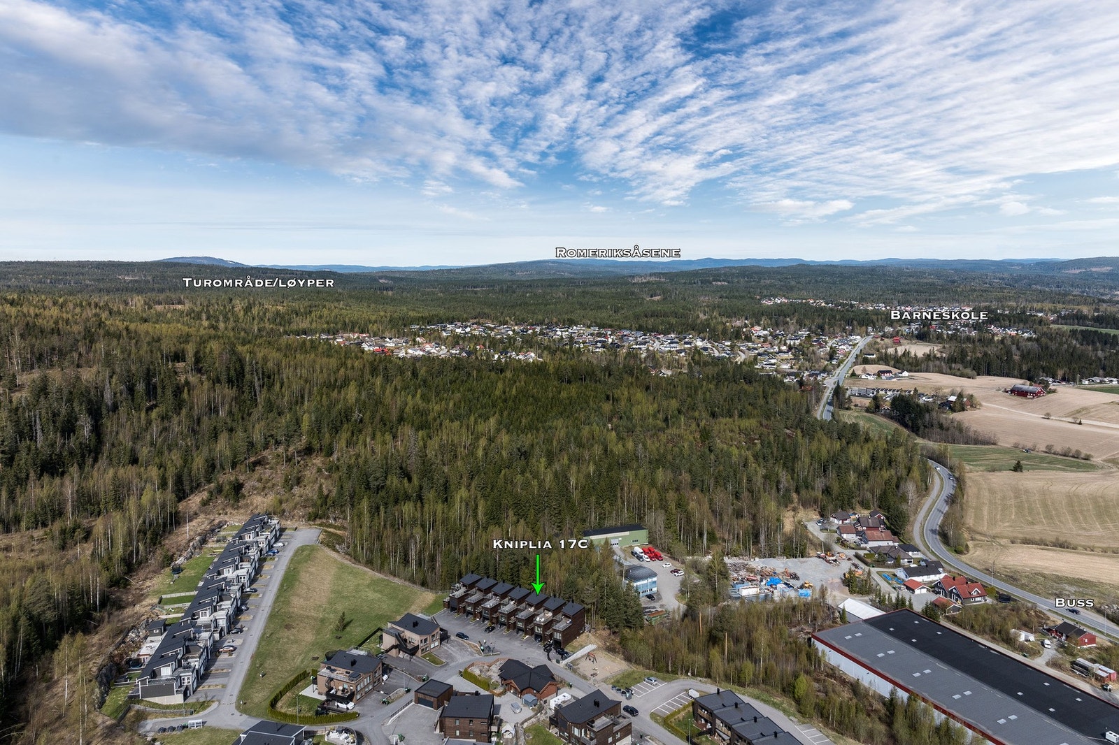 Dronebilde over nærområdet. Galleribilde