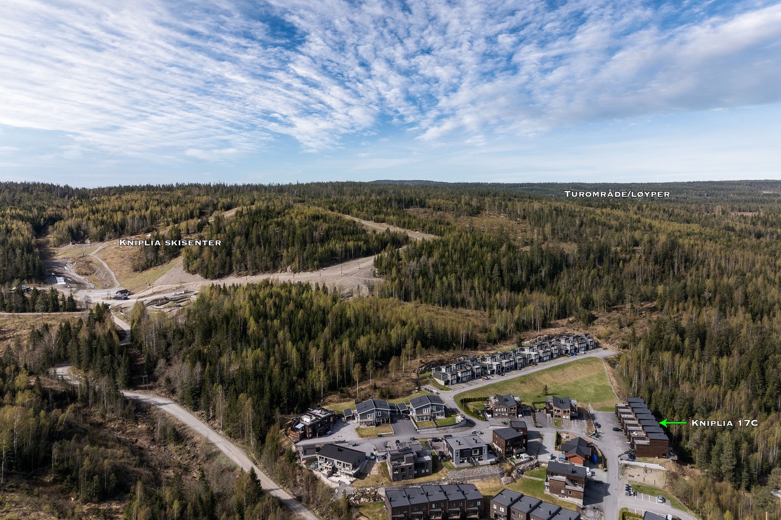 Dronebilde over nærområdet. Galleribilde