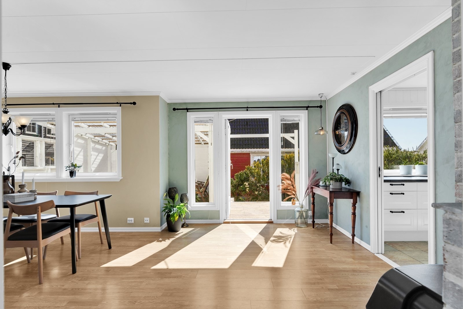 Stue - utgang til terrasse Galleribilde