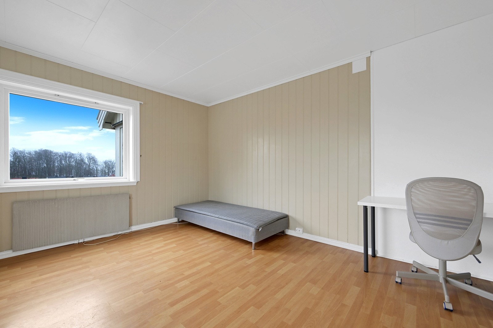 Det er tre gode soverom i både 1. og 2. etasje - soverom I Galleribilde