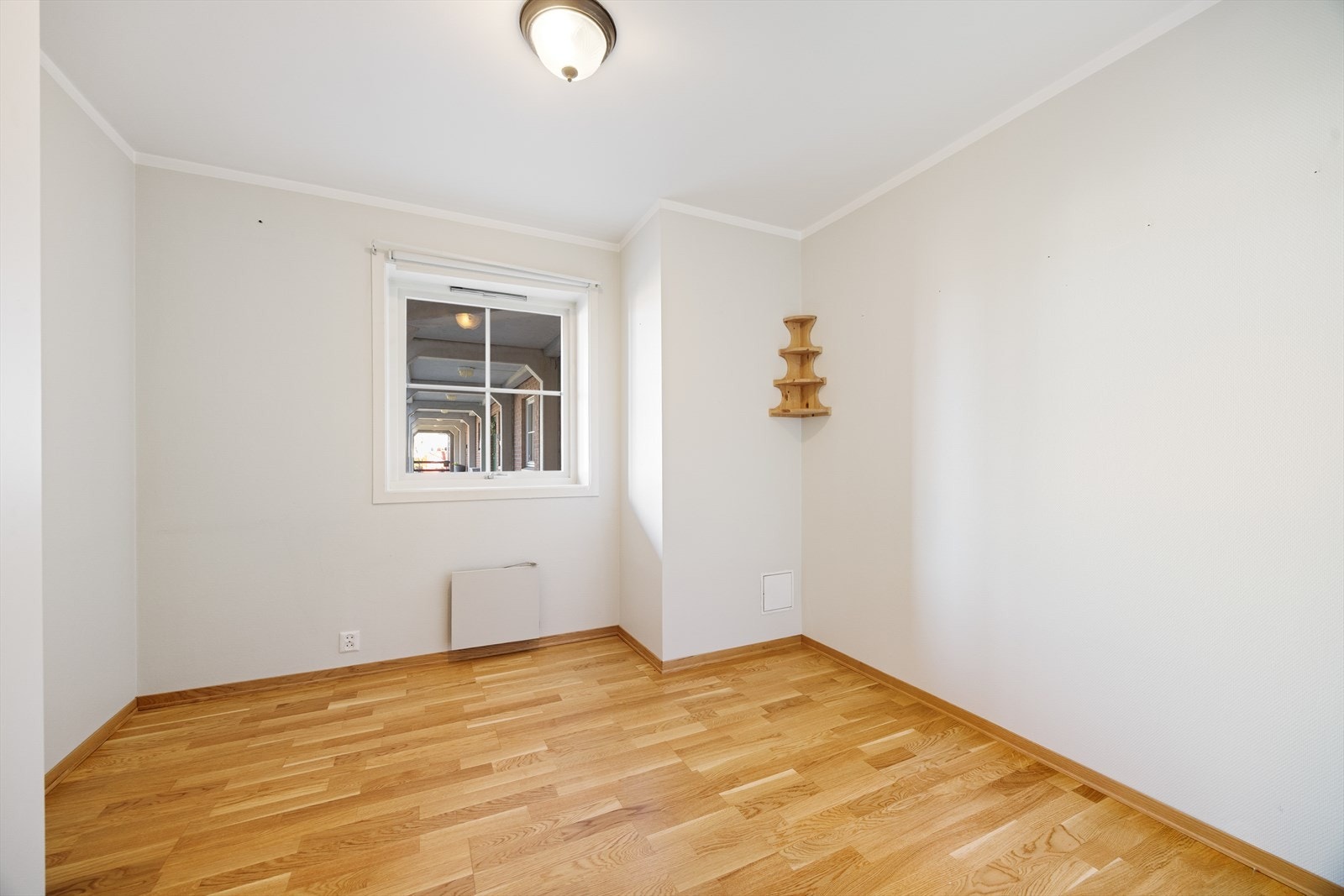Det andre soverommet egner seg godt som barnerom, gjesterom eller kontor. Galleribilde