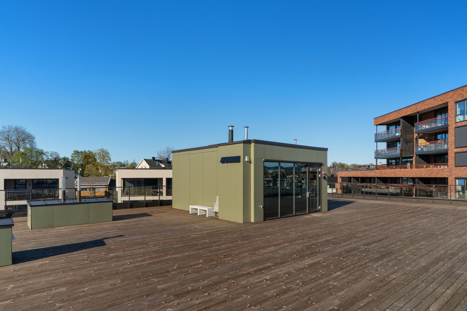 Takterrasse. Galleribilde