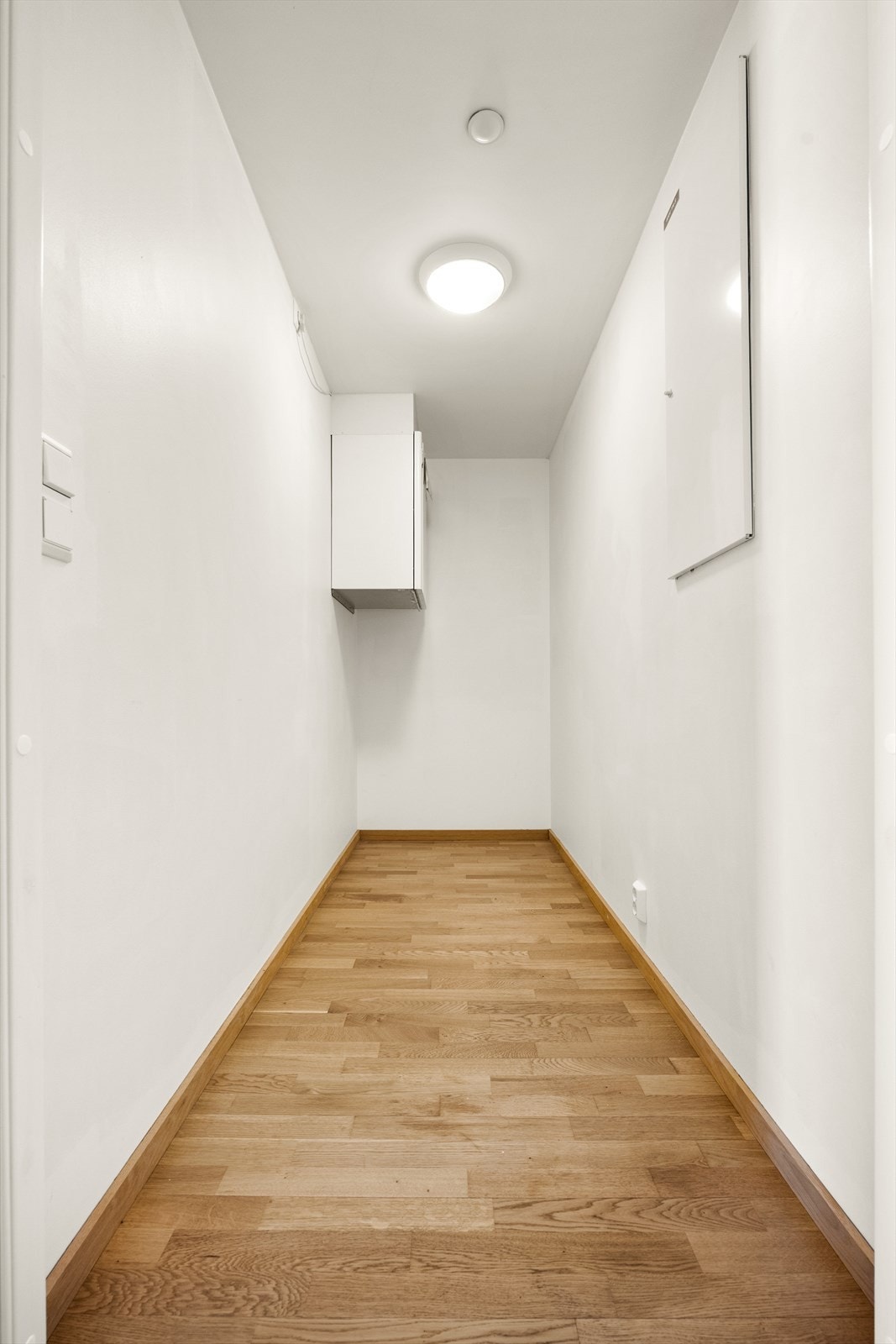 Innvendig bod for ekstra lagring. Her er også enheten for det balanserte ventilasjonsanlegget plassert. Galleribilde