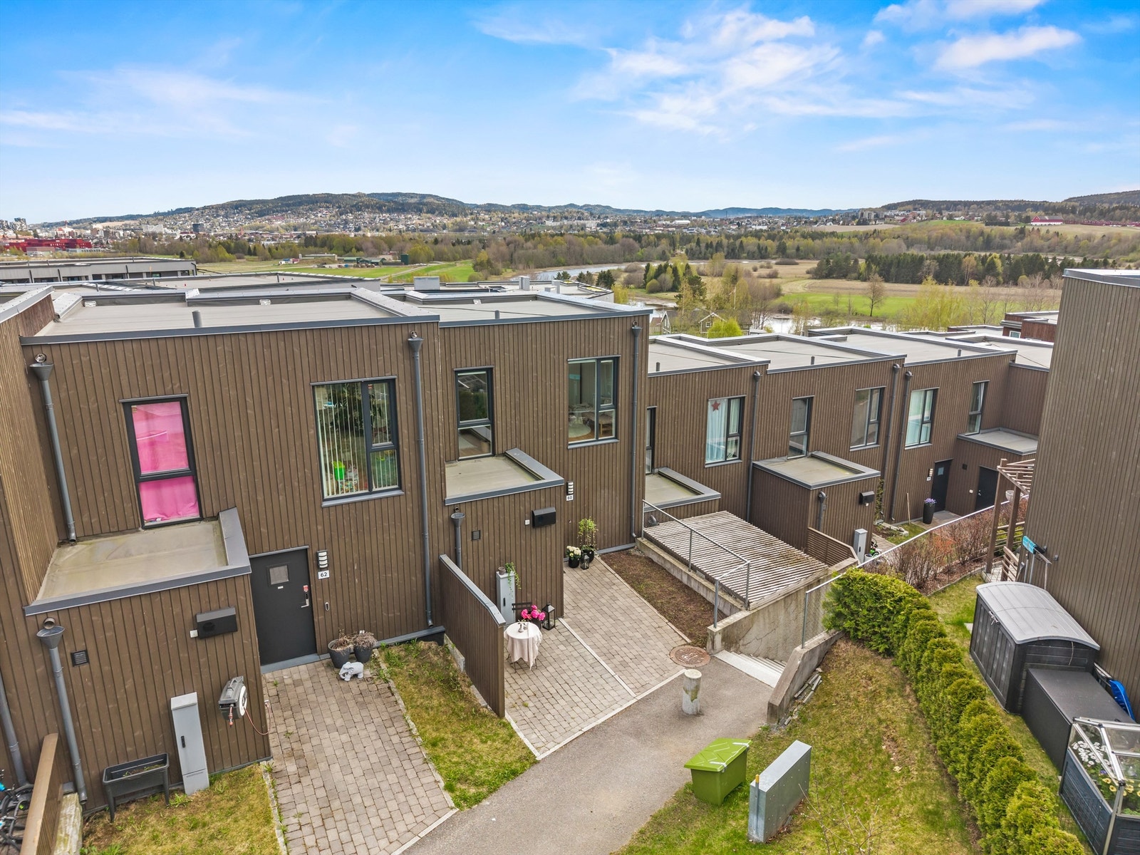 Boligen er en del av sameiet Lillestrøm Panorama 2, som består av 27 boligseksjoner. Galleribilde