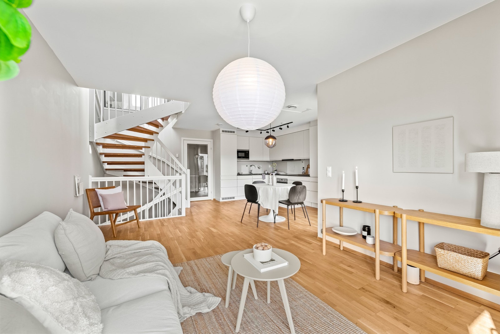 Oversikt over den sosiale sonen i første etasje. Galleribilde