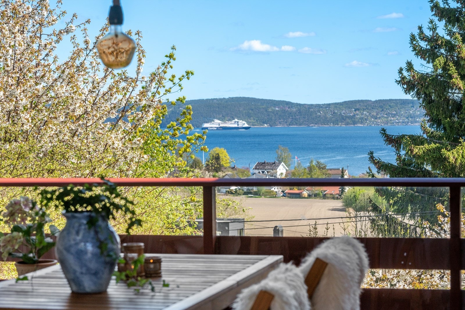 Utsikten snakker for seg selv. Galleribilde