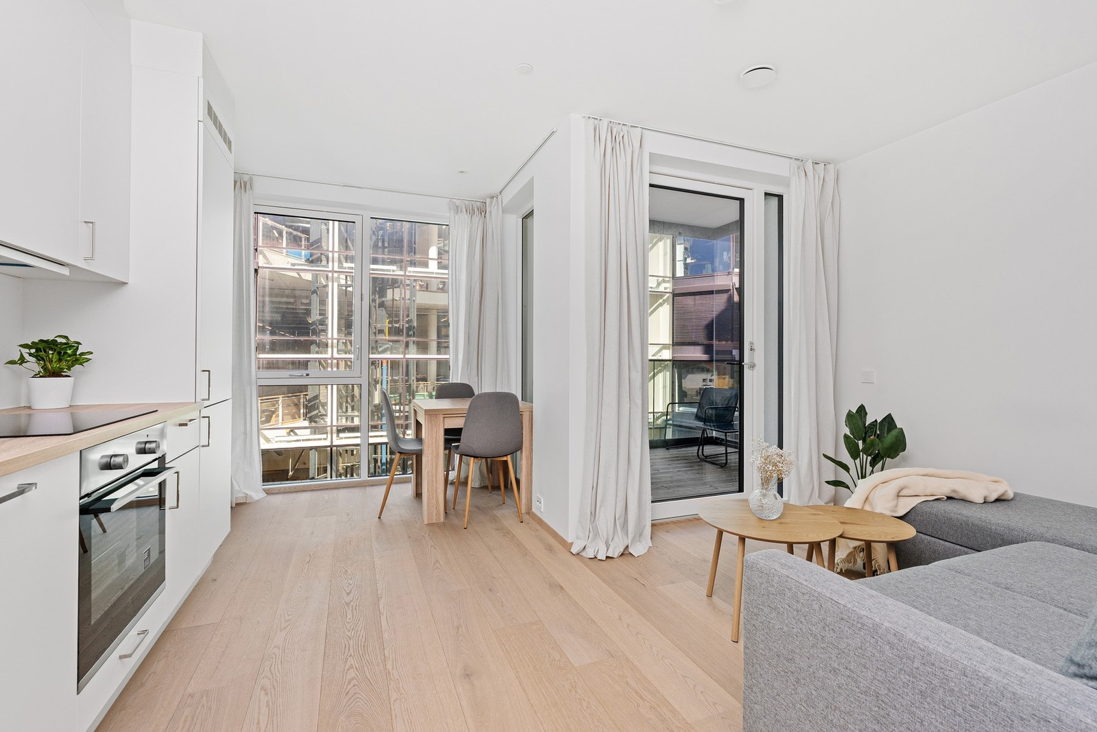 Pen leilighet i 3. etasje med vannbåren gulvvarme og balansert ventilasjon Galleribilde