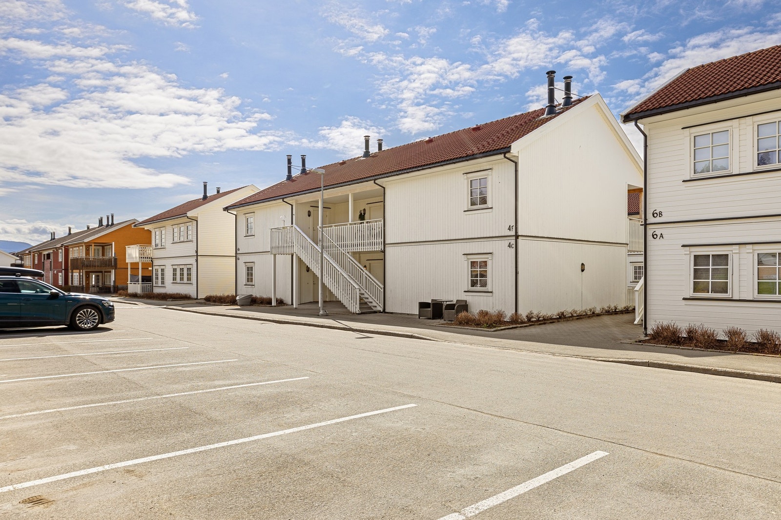 Privat inngang. Galleribilde
