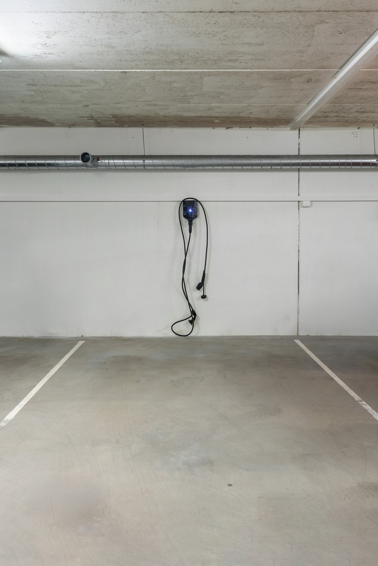 Alle leilighetene har egne parkeringsplasser. Det kan være mulighet for å kjøpe en ekstra plass om ønskelig. Galleribilde