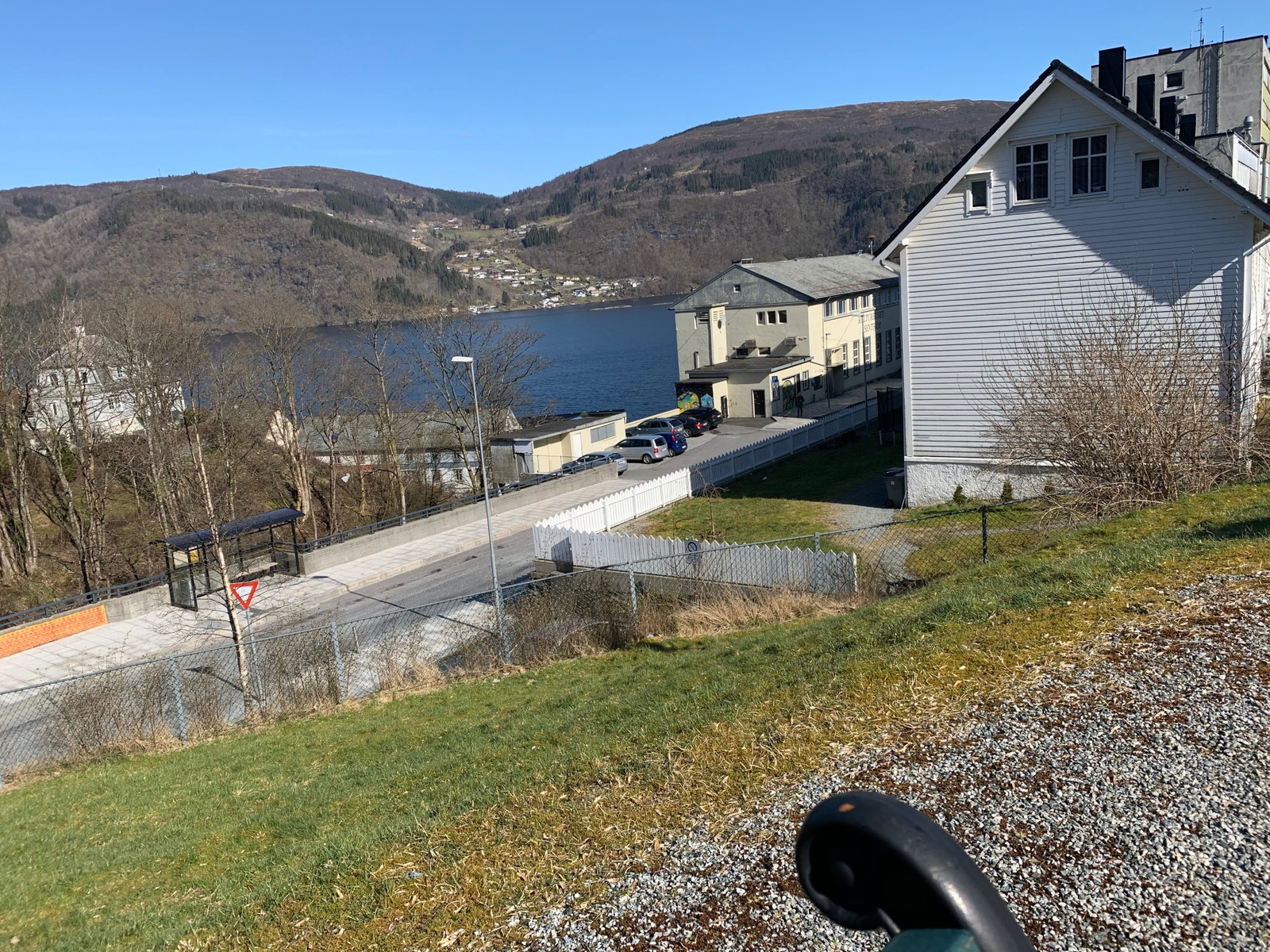 Ytre Arna Sentrum (bussholdeplass) Galleribilde
