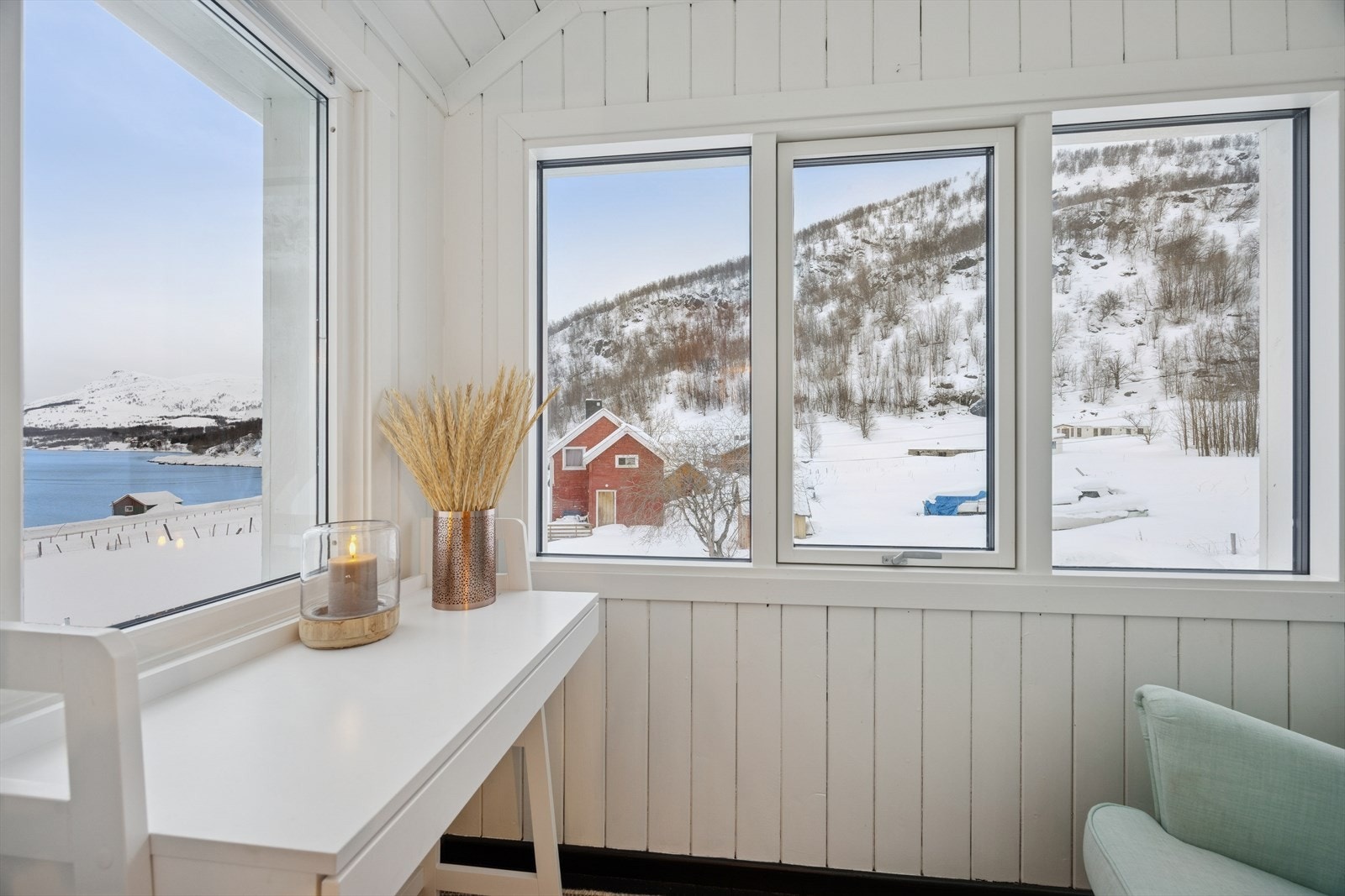 En trivelig krok i andre etasje, med flott utsikt over omgivelsene. Galleribilde