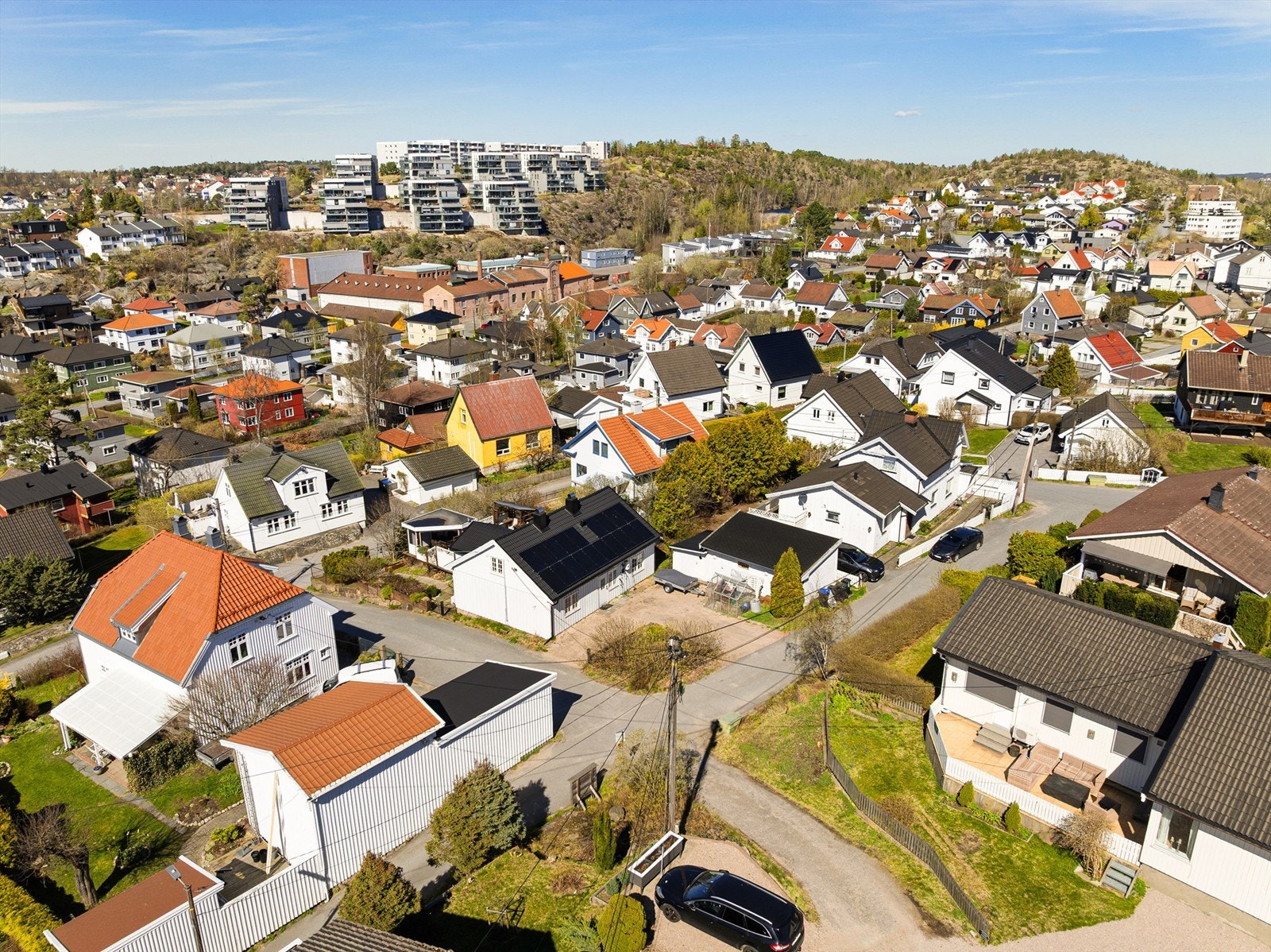 Adkomst til boligen skjer i dag via Abelsborgveien. Galleribilde