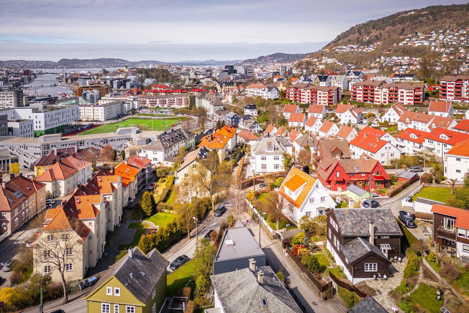 - Kort vei til alt en skulle trenge i hverdagen og gangavstand til bybanen mm. - Galleribilde