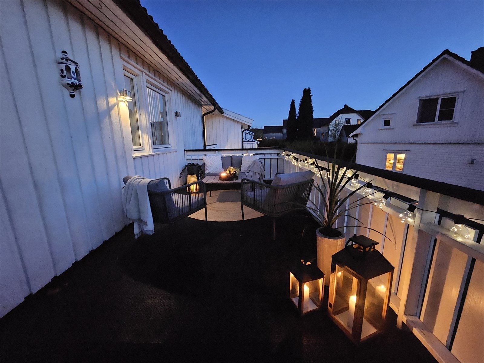 Kveldsbilde terrasse Galleribilde