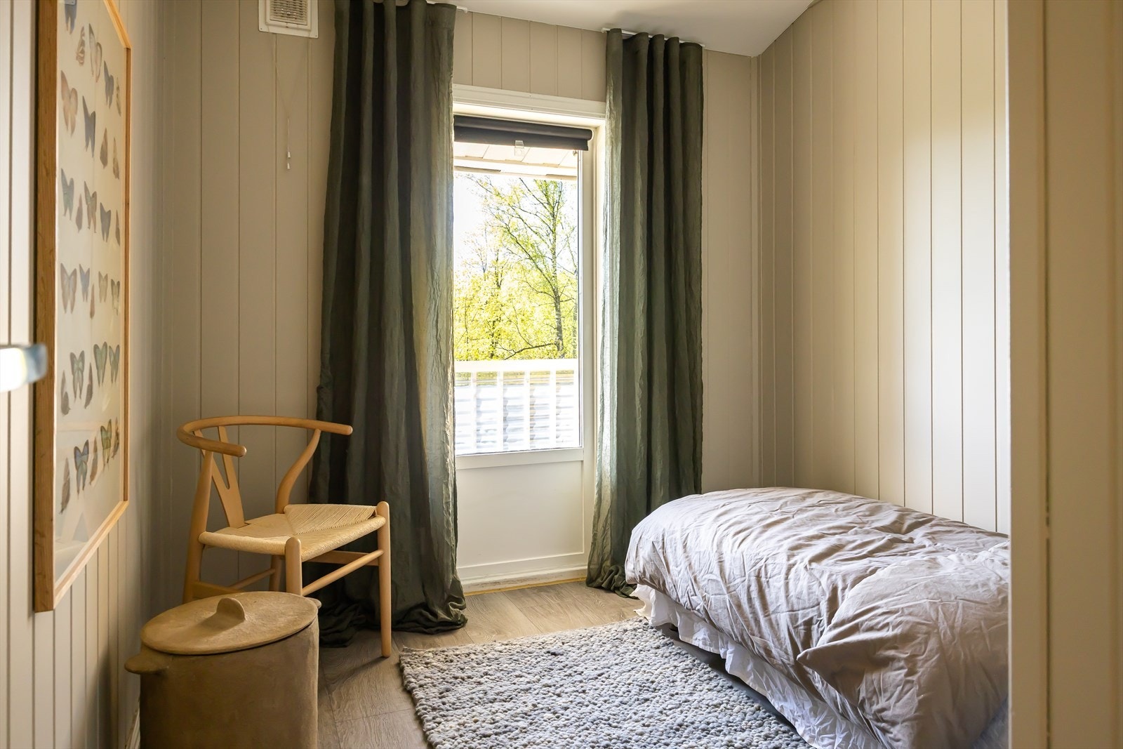 Soverommene har en god størrelse, egnet for barn, gjester eller kontor. Galleribilde