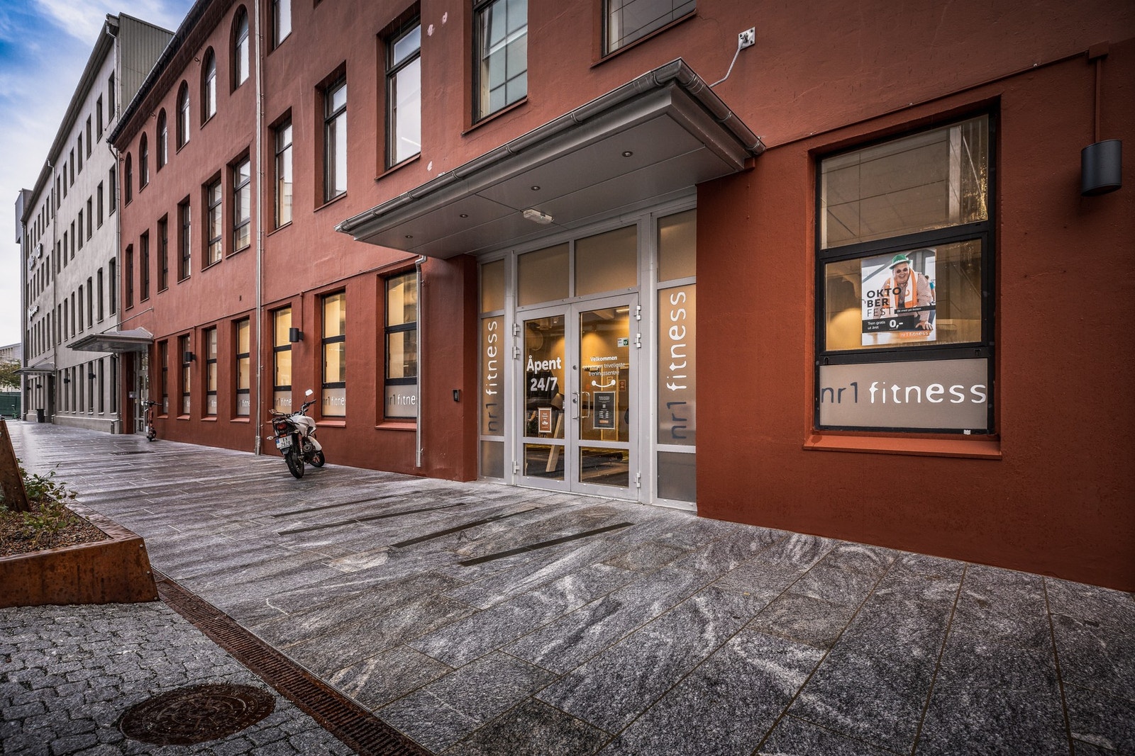 - Det er gangavstand til flere treningssentre - Galleribilde