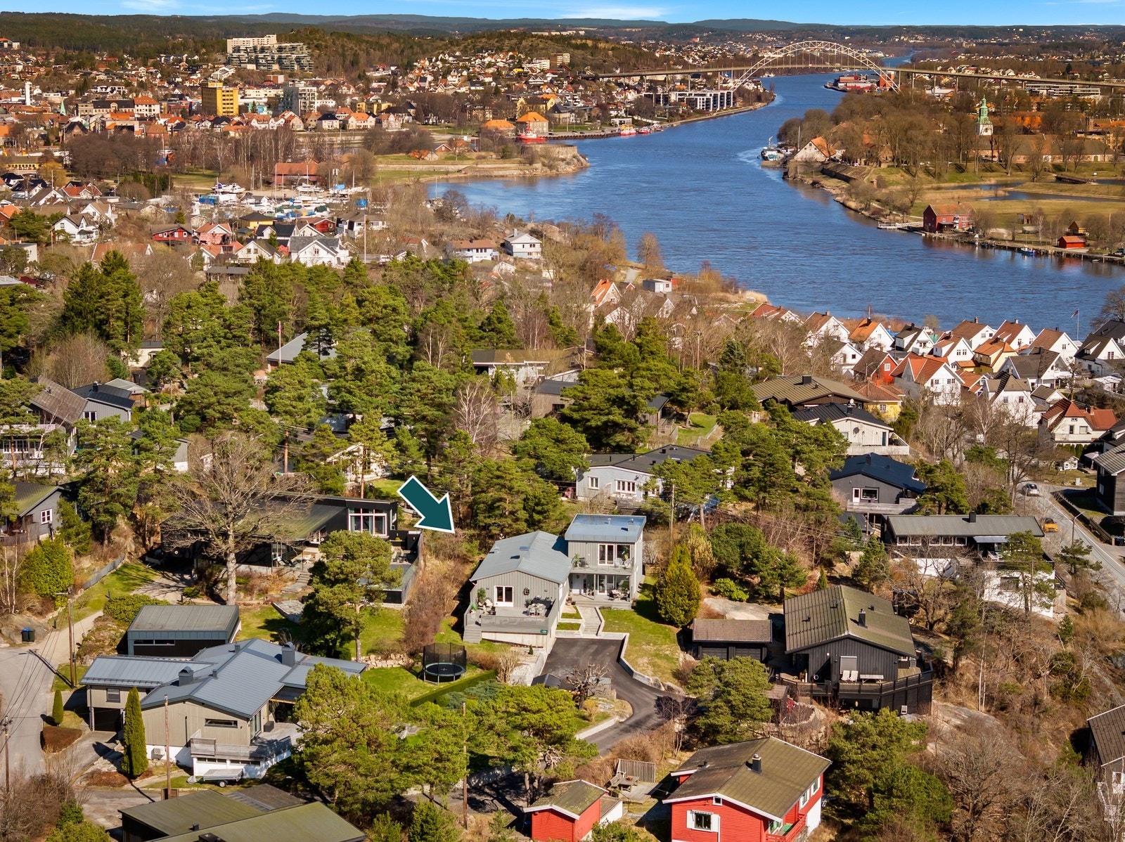 Velkommen til Fuglevik Platå 35 - presentert av DNB Eiendom v/Henrik Almås! Galleribilde