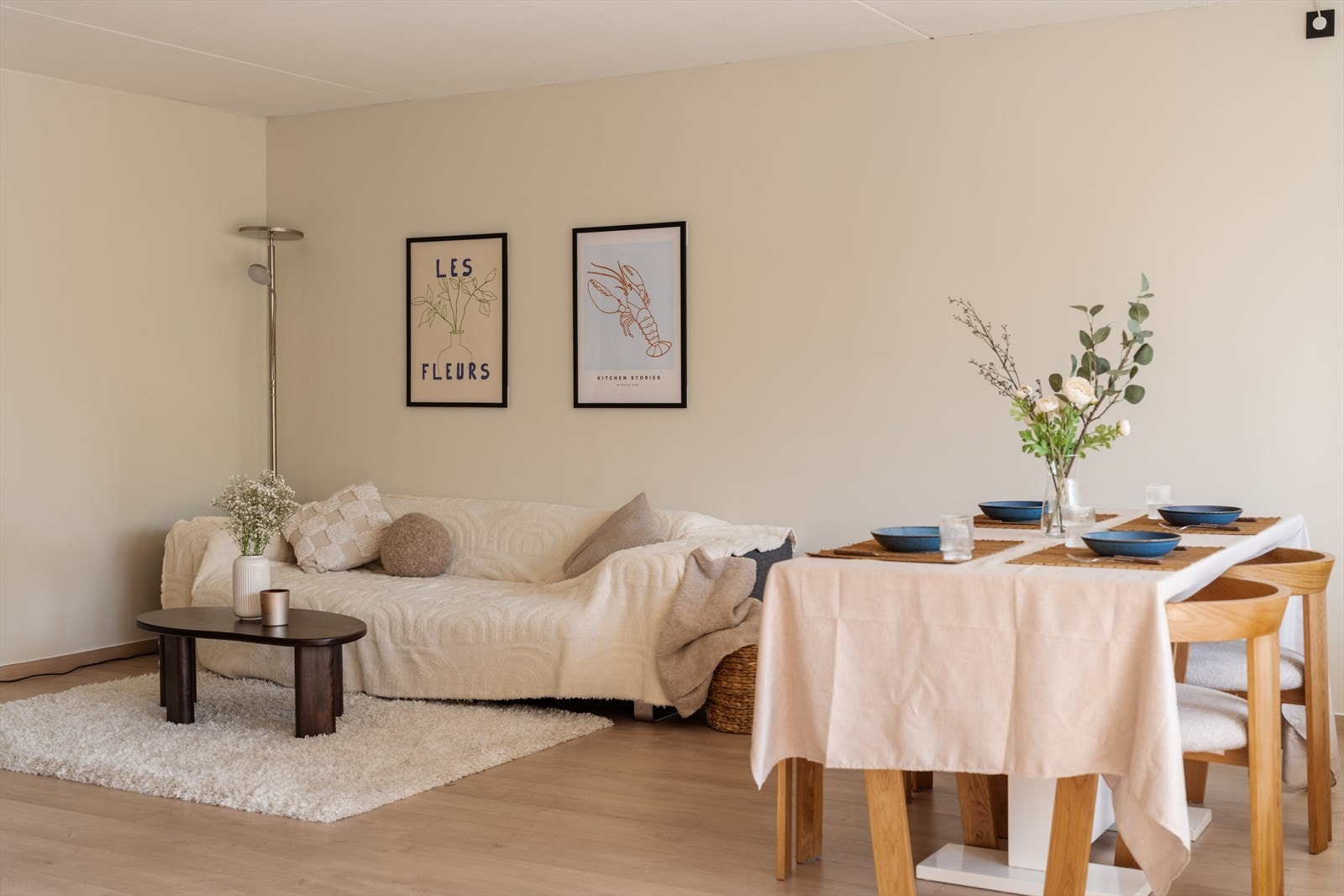 Både internett og varmtvann er inkludert i de månedlige felleskostnadene. Galleribilde