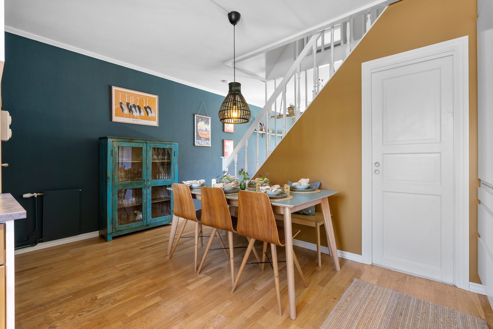 Fin plass til å innrede med spisebord på kjøkkenet. Galleribilde