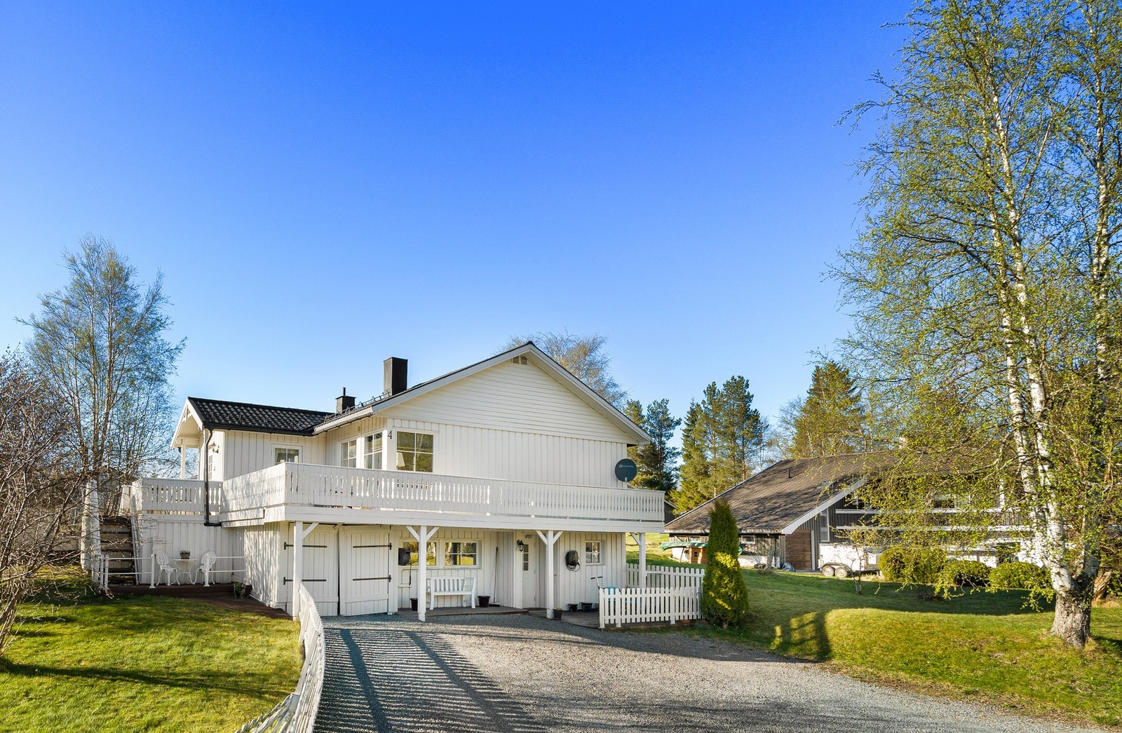 EiendomsMegler1 v Magnus Sollid har gleden av å presentere Sentervegen 4! Galleribilde