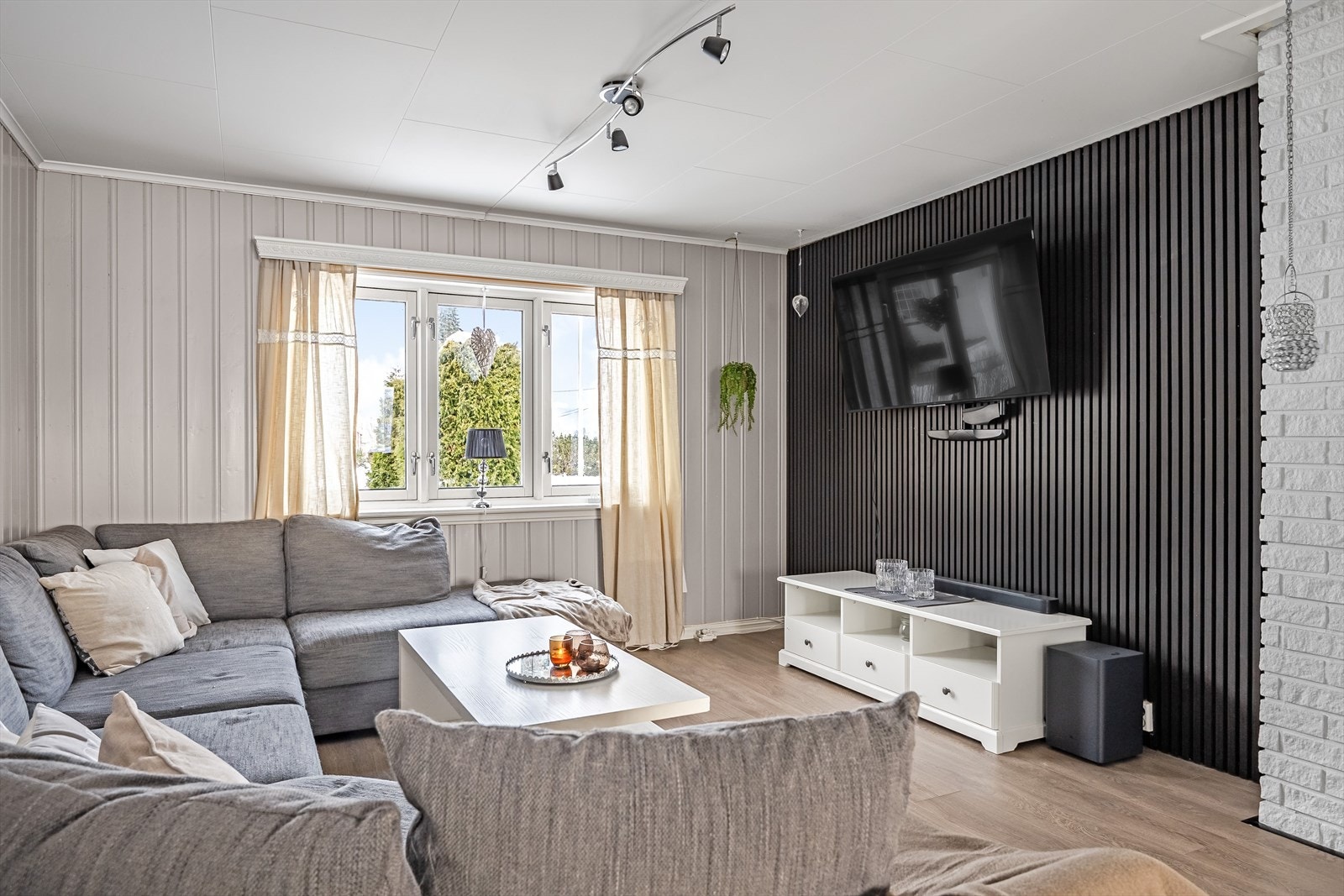 Velkommen til Storgata 27! Foto: Husfoto v/ Bernat Tubau. Galleribilde