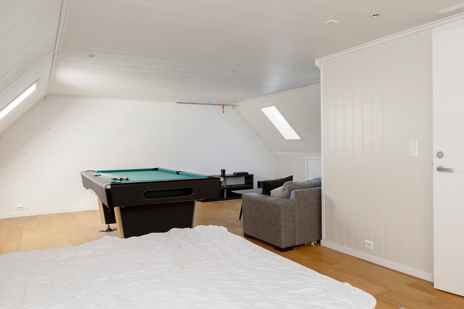 Delvis innredet loft, som ikke er godkjent for varig opphold. Galleribilde