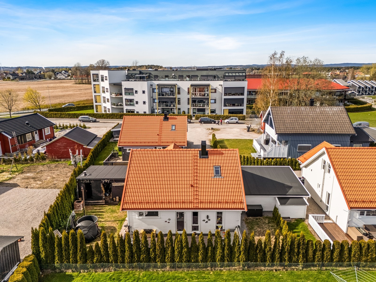 Gode kollektivforbindelser med bussholdeplass kun tre minutters gange unna. Galleribilde