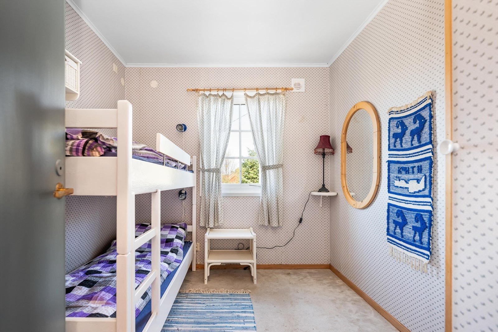 Hytten innehar 2 soverom med totalt 4 sengeplasser Galleribilde