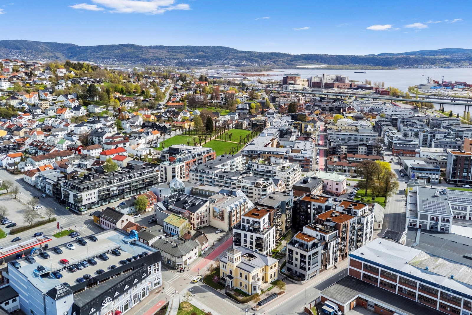 Gunstig plassering i sentrum Galleribilde