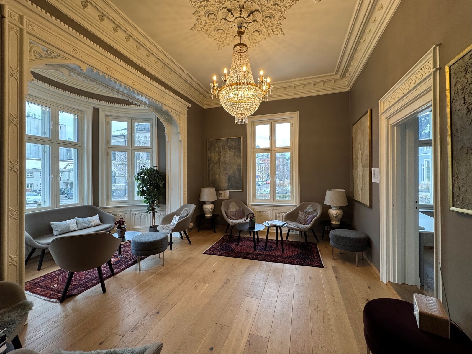 Stue i tilknytning til selskapslokalene Galleribilde