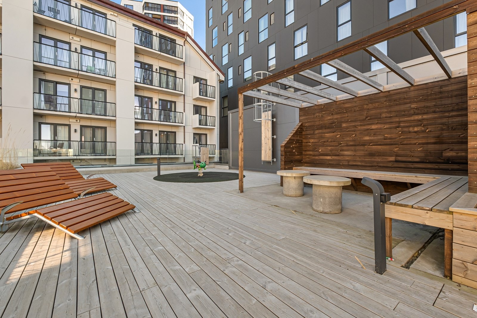 Det ligger også en mindre felles terrasse i 6. etasje. Galleribilde